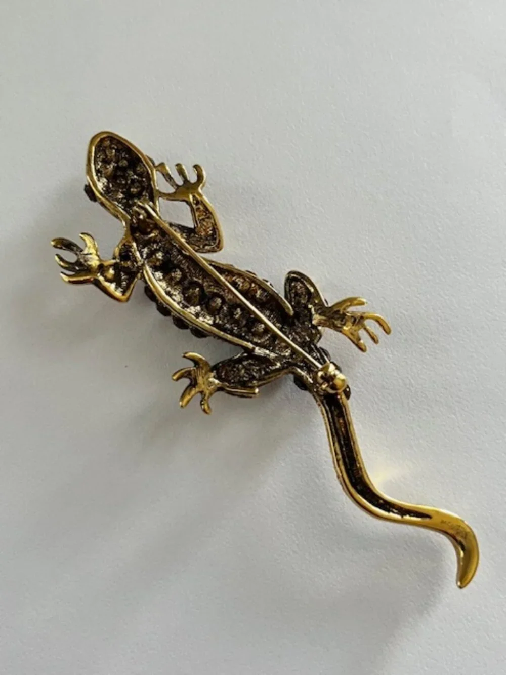 Lizard Brooch Pin Amber Gold Rhinestones Gold Tone Setting